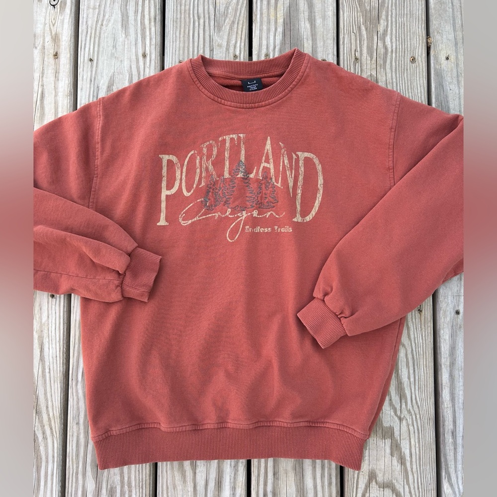 Urban‎ Outfitters Portland Oregon Oversized Sweatshirt Size Small Vintage Look